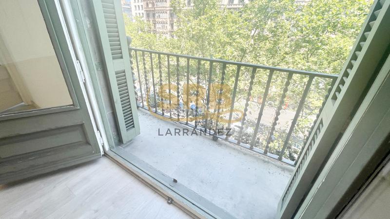 Foto 1cebdbd8-66aa-4cf3-95d5-cb5d191752f3. Affitto ufficio con riscaldamento in Dreta de l´Eixample Barcelona