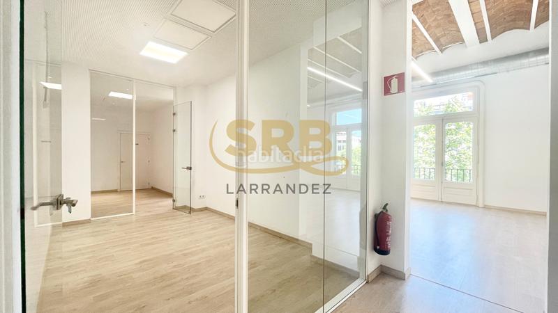 Foto 6a31d576-29ff-4a3a-88b2-9d02c9974992. Location bureau avec chauffage dans Dreta de l´Eixample Barcelona