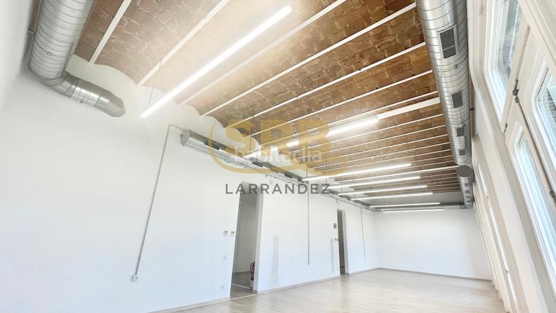 Foto 4fd88f23-b3ce-4254-8be7-72834b803216. Miete büro mit heizung in Dreta de l´Eixample Barcelona