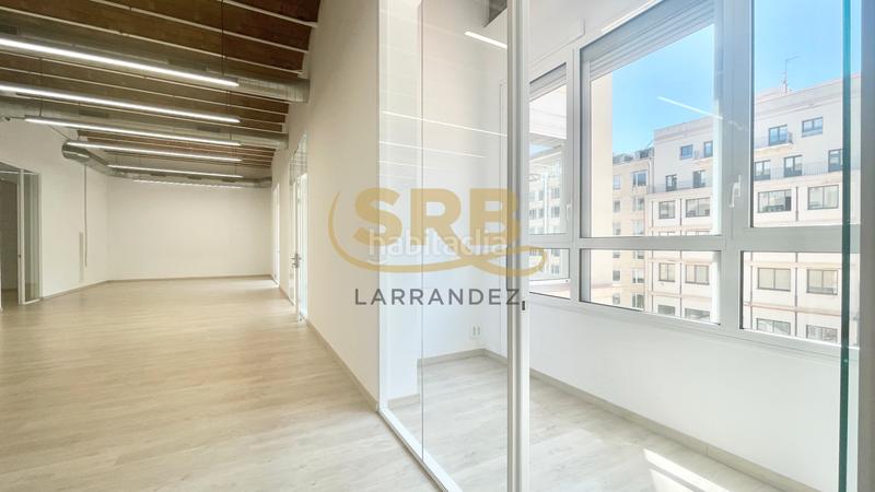 Foto 63135d00-2887-4982-a244-a458576e524d. Miete büro mit heizung in Dreta de l´Eixample Barcelona