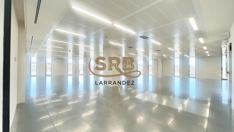 Foto 210aa0d4-68ce-4f02-8a1a-c8d6e4403756. Location bureau avec chauffage dans El Parc i la Llacuna del Poblenou Barcelona