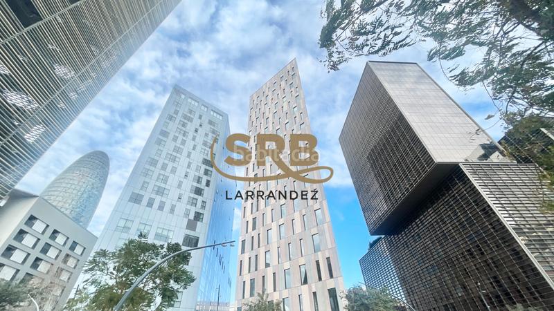 Foto ae5f2332-19f9-4487-b4dd-b76ee37df7e4. Location bureau avec chauffage dans El Parc i la Llacuna del Poblenou Barcelona