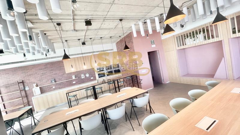 Foto f676a27b-5f5f-440f-88f4-717d4d707801. Rent office space with heating in El Parc i la Llacuna del Poblenou Barcelona