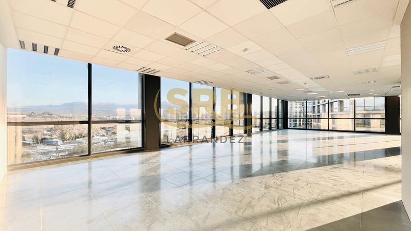 Foto 9aaeecb5-999f-4570-bd0a-7dcee97fea62. Affitto ufficio con riscaldamento in Turó de Can Mates Sant Cugat del Vallès