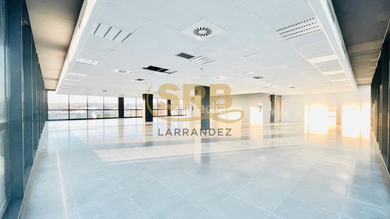 Foto b12e742d-6736-450f-8fd1-4dc82eb83f66. Miete büro mit heizung in Turó de Can Mates Sant Cugat del Vallès