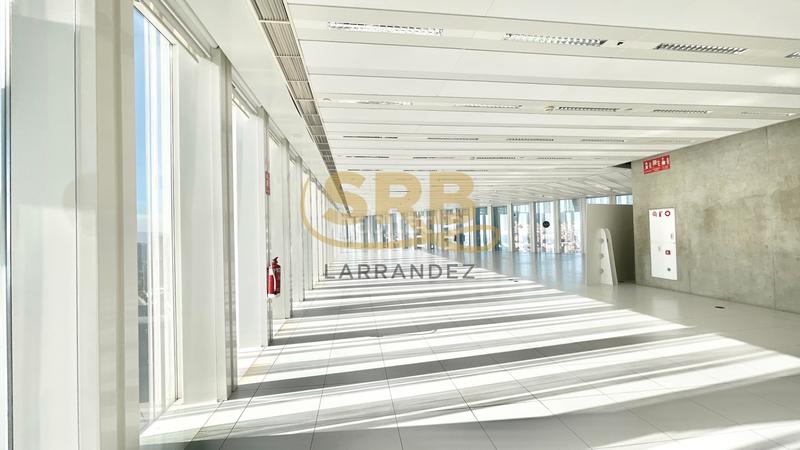 Foto 85adc650-0edf-4810-83cc-6c838cd3148e. Location bureau avec chauffage dans Besòs - Maresme Barcelona