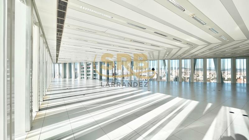 Foto 9d458432-25af-4dfd-8993-5a7f78495b2c. Miete büro mit heizung in Besòs - Maresme Barcelona