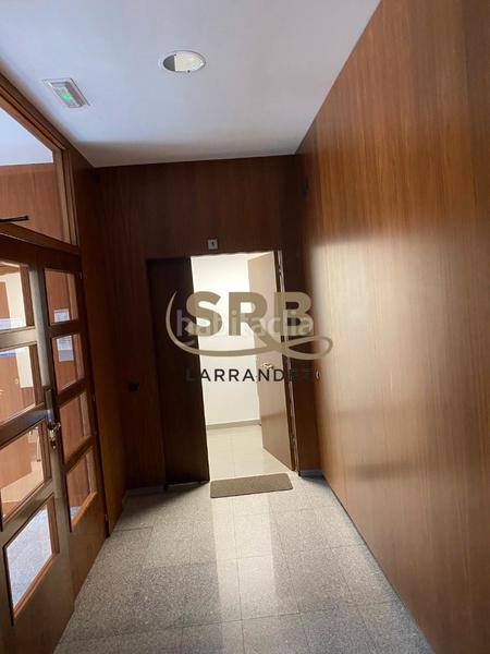 Foto a3919eae-1d51-46d0-b96b-8d01a81b24a3. Bureau avec chauffage dans Polinyà