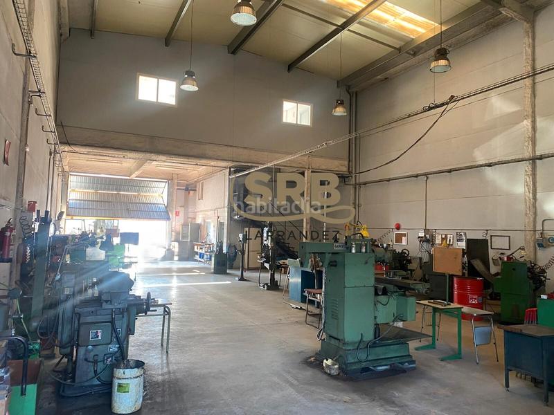 Foto 1632f7f1-e0a6-4e34-b296-6c2e29b64a2c. Affitto capannone industriale in Sant Vicenç dels Horts