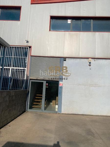 Foto ec1c338b-905b-485f-950b-14510f064b3b. Affitto capannone industriale in Sant Vicenç dels Horts