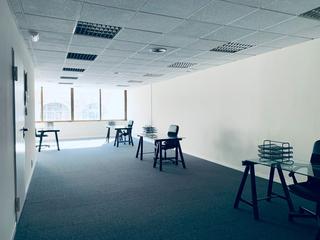 Location Bureau  Carrer de casp. Oficina situada en calle caspe junto a paseo de gracia de barcel