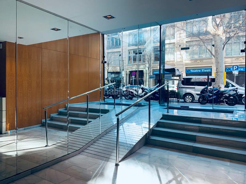 Foto fdd0a8ff-8be3-4f23-8c99-6e5a9ce14cf8. Location bureau dans Dreta de l´Eixample Barcelona