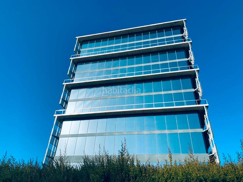 Foto 8810082c-efc5-43d8-bea6-6f4c68b968b5. Lloguer oficina amb aparcament a Volpelleres Sant Cugat del Vallès