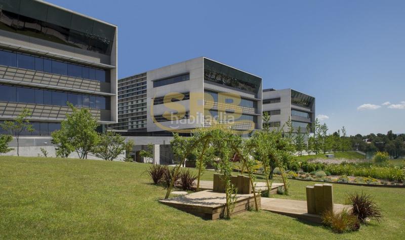 Foto 36fc5ea1-e930-437d-9152-7b1076201dee. Rent office space with parking in Volpelleres Sant Cugat del Vallès