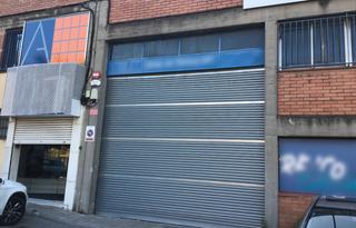 Nau industrial  Carretera terrassa. Nave con posibilidad de varios usos en venta en rubí, con oficin