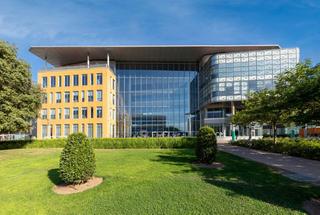 Location Bureau à Plaça de la pau s/n. Oficinas en parque empresarial wtc almeda park, con todos los se