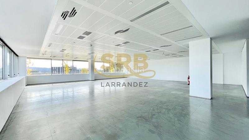 Foto 01562164-99cb-4dbe-8ae3-5038d56421f2. Location bureau avec chauffage parking dans Volpelleres Sant Cugat del Vallès