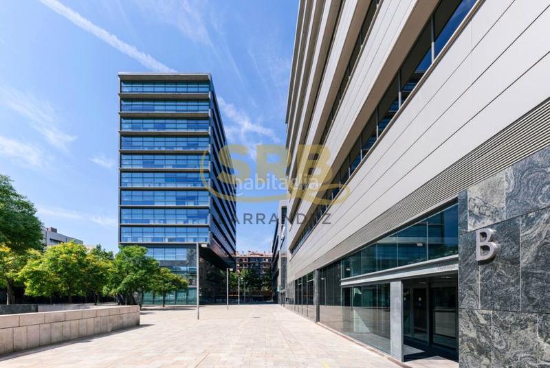 Foto 91f6ab33-05f6-4ec9-b348-5f88f90d73c2. Rent office space with heating parking in Poblenou Barcelona