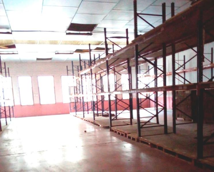 Foto 7a16d355-fbd5-4a0c-a378-a788114cd7fe. Lloguer nau industrial a Centre Rubí