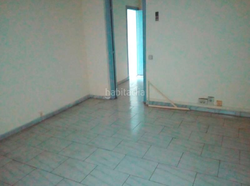 Foto 57e6cc77-fe09-4b3d-86c4-b263e0eccb93. Rent industrial building in Centre Rubí