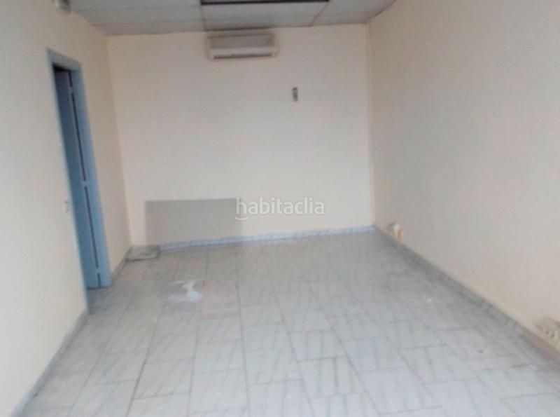 Foto 7c73d6c5-36bd-4352-ab74-f2ded12721f1. Rent industrial building in Centre Rubí