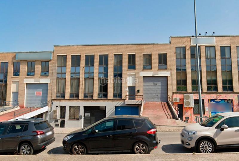 Foto a8bd7901-ec0d-41a2-a3ef-3e195b81bd17. Rent industrial building in Centre Rubí