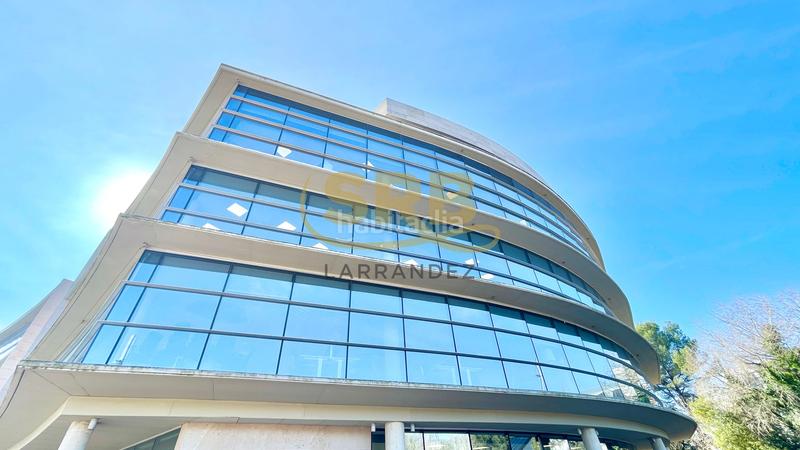 Foto 1bbab881-4d02-43bd-9cb0-ccc22b7609d0. Affitto ufficio con riscaldamento parcheggio in Bellaterra