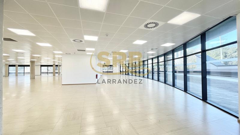 Foto 87b3dfeb-3808-4b06-bee8-56b41170a66b. Affitto ufficio con riscaldamento parcheggio in Bellaterra