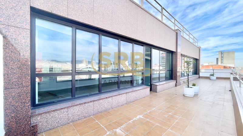 Foto bf149a8b-e2d1-4e1b-b9cc-39f61576f250. Affitto ufficio con riscaldamento parcheggio in El Parc i la Llacuna del Poblenou Barcelona