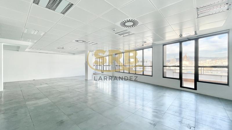 Foto 76dc258a-c8e1-4585-b9e0-a8e46de1fde4. Lloguer oficina amb calefacció aparcament a El Parc i la Llacuna del Poblenou Barcelona