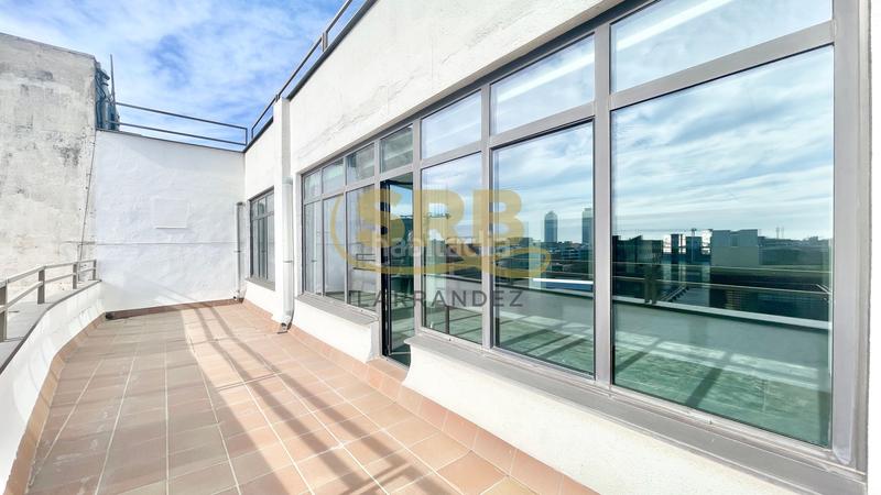 Foto cc47fabe-a890-4d36-bfe8-c8fab6e92fb0. Miete büro mit heizung parking in El Parc i la Llacuna del Poblenou Barcelona