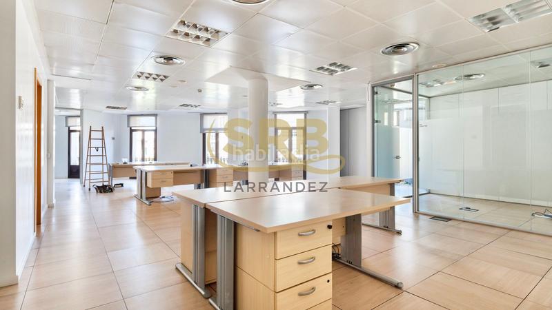 Foto b820c0b4-acfa-463e-8096-f6dabd9c9db1. Miete büro mit heizung parking in Dreta de l´Eixample Barcelona