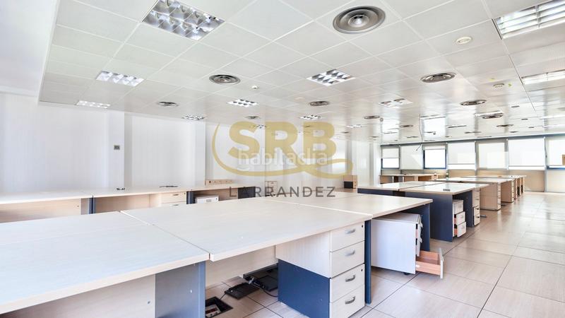 Foto e95d468b-1611-4cb0-9be8-df7b6549a665. Miete büro mit heizung parking in Dreta de l´Eixample Barcelona