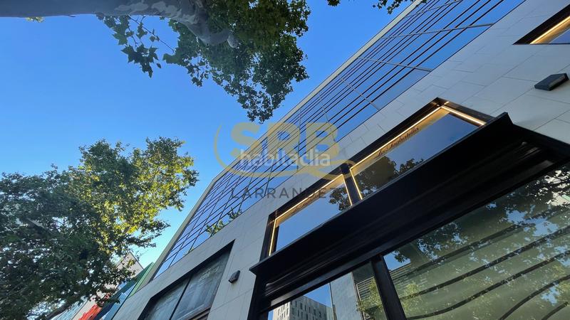 Foto 50a91a04-eff7-4151-a2f7-c21a2f5f280e. Rent office space with heating parking in El Parc i la Llacuna del Poblenou Barcelona