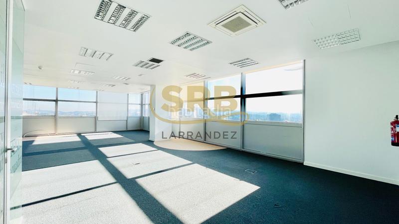 Foto acd982bd-0a86-4446-9739-4c906c285099. Location bureau avec chauffage parking dans Volpelleres Sant Cugat del Vallès