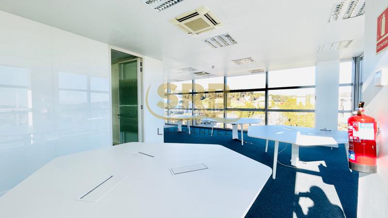 Foto 61e1be77-4b77-4ac0-b568-eb58af61baeb. Miete büro mit heizung parking in Volpelleres Sant Cugat del Vallès