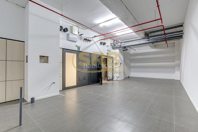 Foto 3aeebb98-4657-4b01-abb6-6b662acb8fa5. Location bureau avec chauffage dans Tres Torres Barcelona