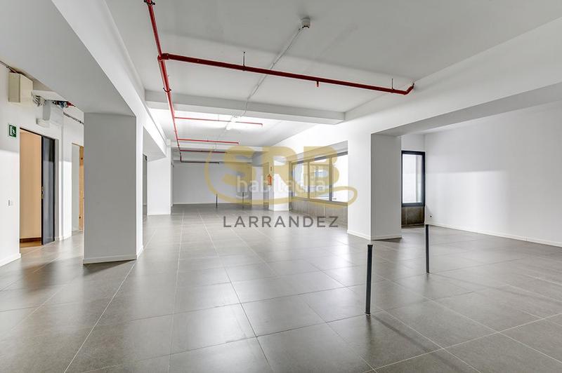 Foto 08fe3733-46e5-4e6c-941f-06a820c6706f. Rent office space with heating in Tres Torres Barcelona