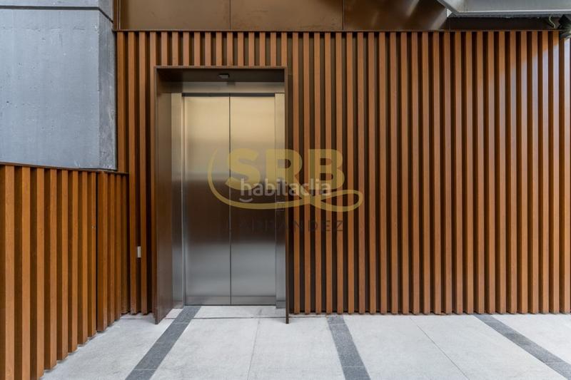 Foto 69a7fe9e-d468-437f-9ff5-68112039b64e. Location local commercial avec chauffage dans Tres Torres Barcelona