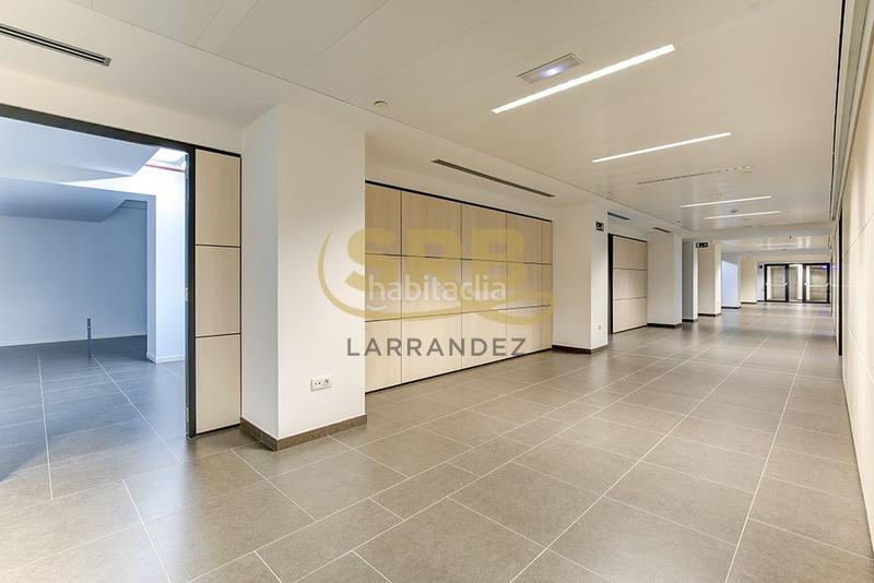 Foto 03fb76dd-b73e-472d-bb09-1ed5f6d74c7e. Rent business premise with heating in Tres Torres Barcelona