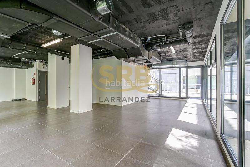 Foto 86afb0e9-ff3b-4a18-942d-09cf7ac8966a. Rent business premise with heating in Tres Torres Barcelona