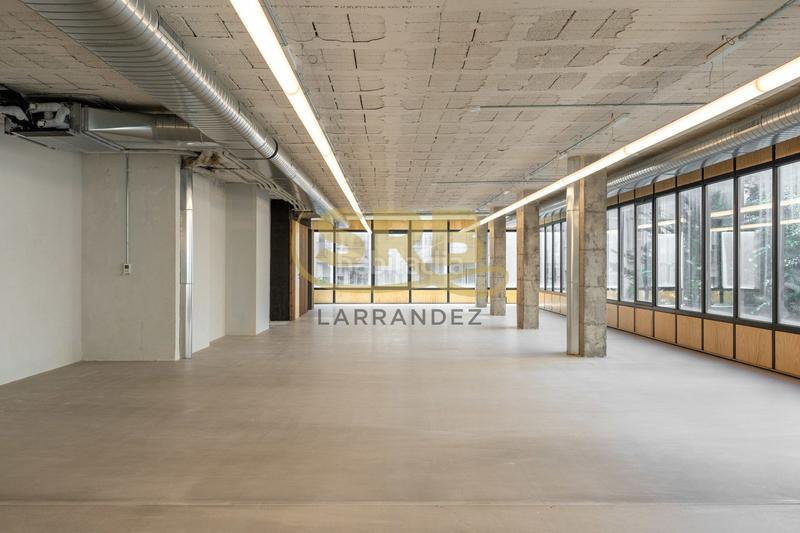 Foto d1269936-0689-47d5-95e7-9fc9f4e30428. Location bureau avec chauffage parking dans Sant Ramon - Maternitat Barcelona