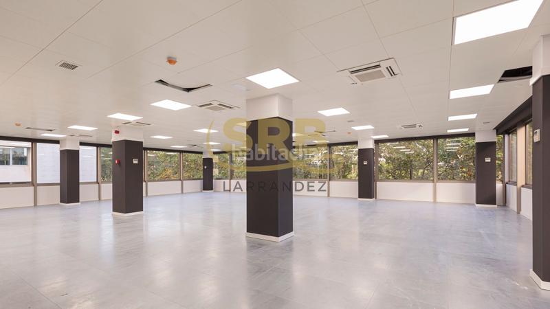 Foto 0b4cb151-b1f3-49c3-a887-8661d12e9816. Location bureau avec chauffage parking dans Barri de les Corts Barcelona