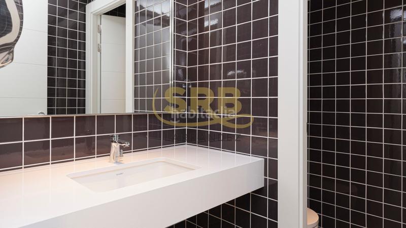 Foto cde2301c-9a34-4f20-a1a8-c4131ee5c877. Location bureau avec chauffage parking dans Barri de les Corts Barcelona