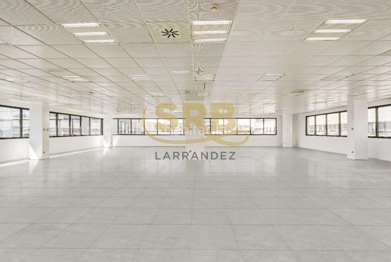 Foto fd275445-9d8a-4839-ae72-ca175ad4440d. Rent office space with heating parking in Poblenou Barcelona