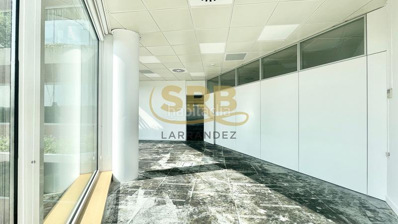 Foto 06c01d68-0cd6-4fb6-beed-044504b919a6. Alquiler oficina excelentes oficinas , con todos los servicios en Sant Cugat del Vallès