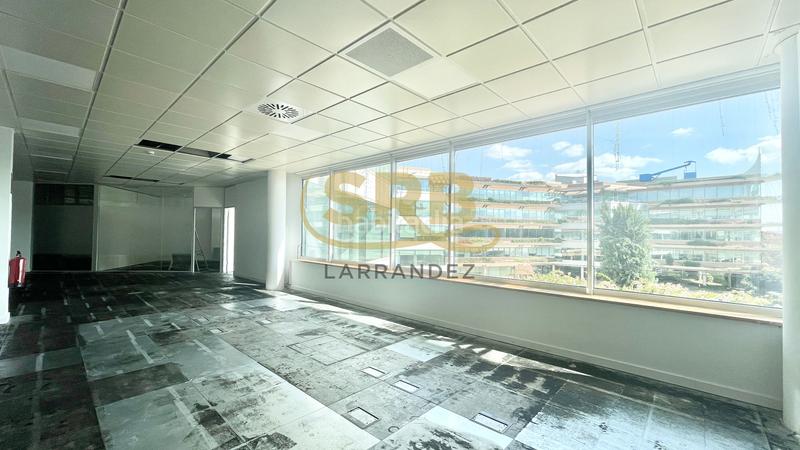 Foto 25fd71ed-bd1f-4112-b801-7c55f7eaba17. Alquiler oficina excelentes oficinas , con todos los servicios en Sant Cugat del Vallès