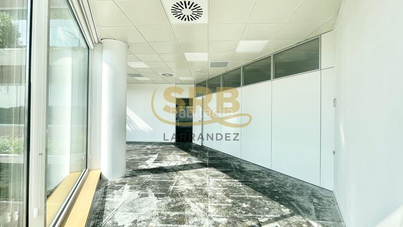 Foto 42a4d68e-74ff-4c31-8cb5-f7461c2a4cef. Alquiler oficina excelentes oficinas , con todos los servicios en Sant Cugat del Vallès