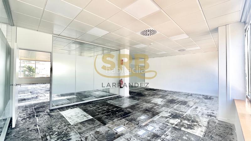 Foto 56d2e46f-9c4d-4cde-a391-88edccf12f6d. Alquiler oficina excelentes oficinas , con todos los servicios en Sant Cugat del Vallès