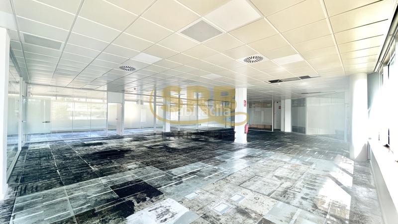 Foto 7852dcfb-1f1e-43a8-b9fa-22568dc89e67. Alquiler oficina excelentes oficinas , con todos los servicios en Sant Cugat del Vallès